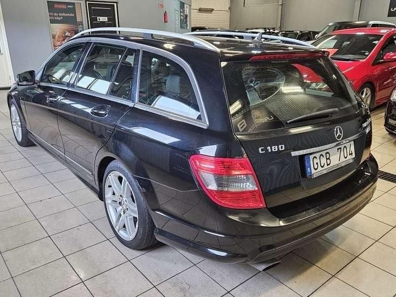 Begagnad Mercedes C180 AMG 156 HK (114 kW) 2010 Svart