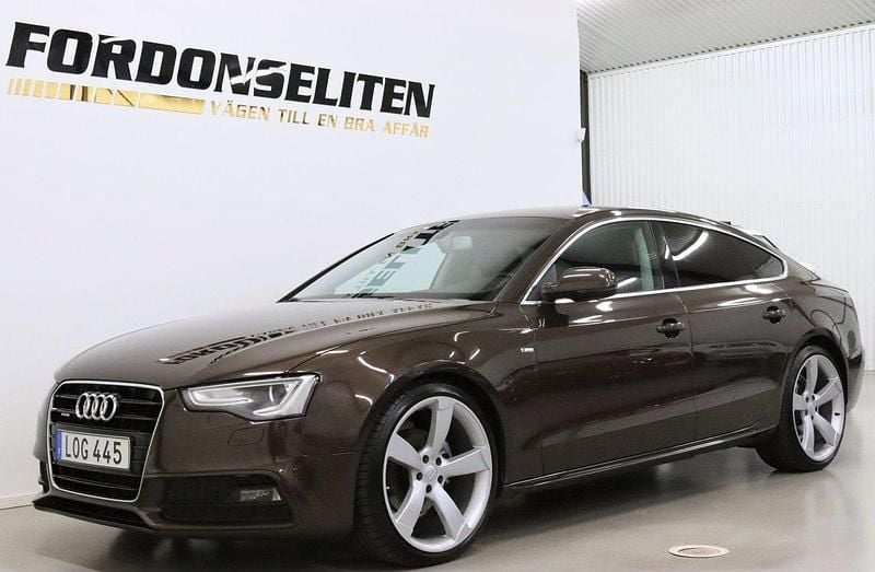 Brun Begagnad 2014 Audi A5 S-Line Sportkupé | 129 900 kr - Bild 1/4