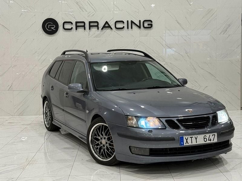 Grå Begagnad 2006 Saab 9-3 Aero Kombi | 49 900 kr (Marknadspris) - Bild 1/4