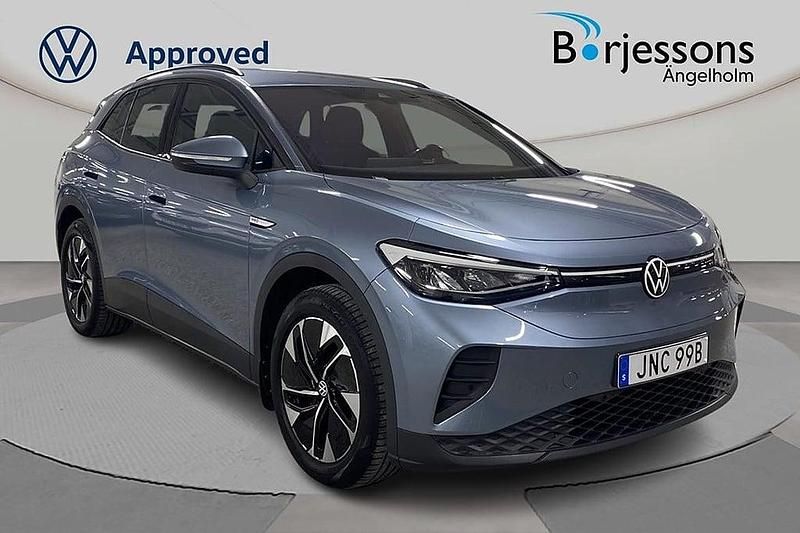 Blå Begagnad 2022 VW ID.4 Pro Performance SUV | 349 000 kr (Lite dyr) - Bild 1/4