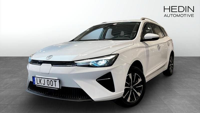 Begagnad MG MG5 EV Comfort 130 kW (177 HK) 2022 Vit Kombi
