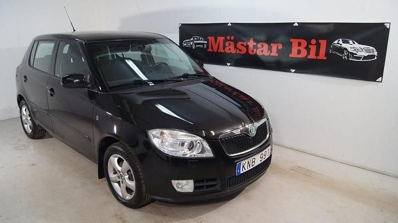 Begagnad Skoda Fabia 86 HK (63 kW) 2009 Svart Halvkombi