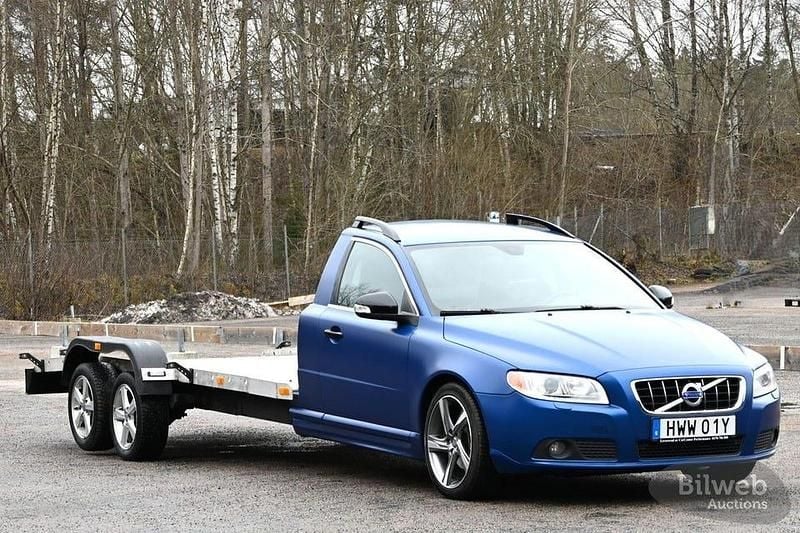 Blå Begagnad 2025 Volvo V70 Kombi | 170 000 kr - Bild 1/4