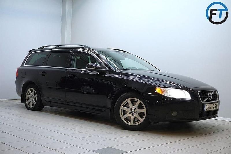 Begagnad Volvo V70 163 HK (119 kW) 2013 Svart Kombi