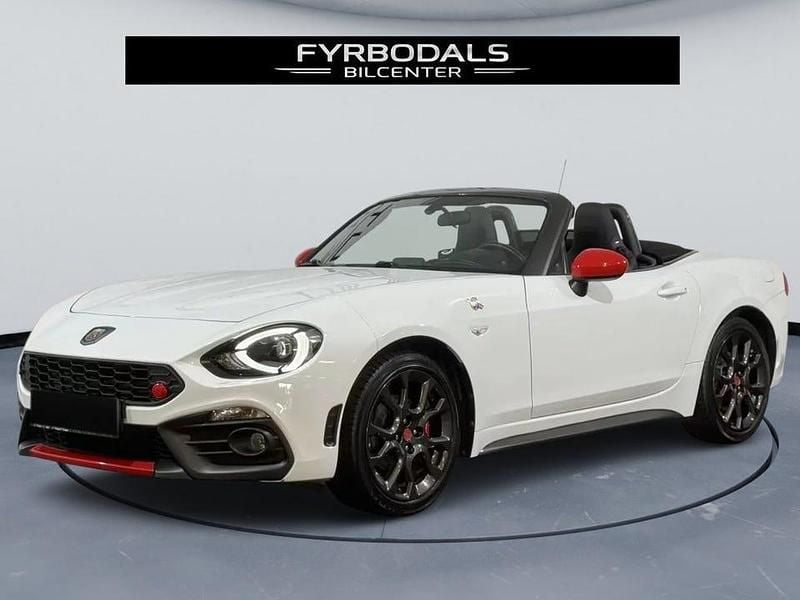 Vit Begagnad 2017 Abarth 124 Spider Cab | 235 000 kr - Bild 1/4