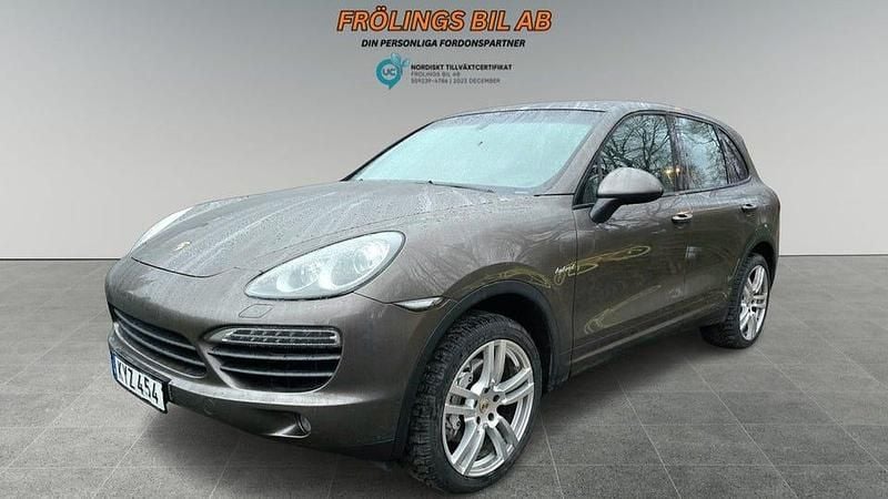 Brunmetallic Begagnad 2010 Porsche Cayenne S E-Hybrid SUV | 154 500 kr (Lite dyr) - Bild 1/4