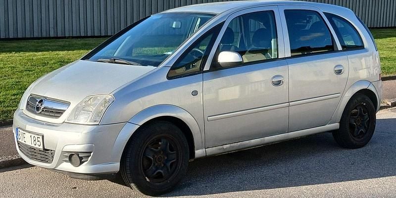 Grå Begagnad 2007 Opel Meriva Minibuss | 8 500 kr (Bra pris) - Bild 1/4