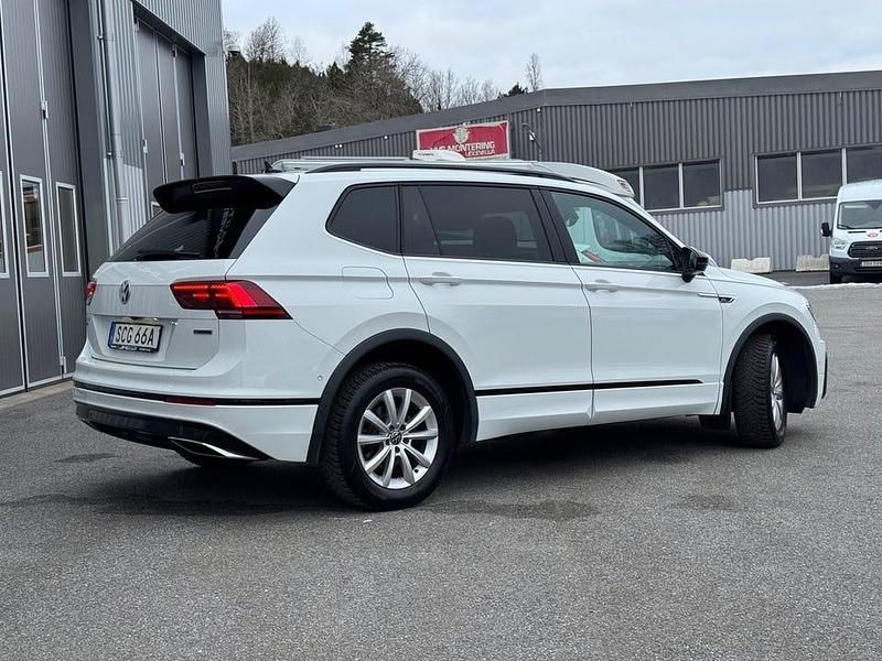 Begagnad VW Tiguan Allspace 200 HK (147 kW) 2021 Vit SUV