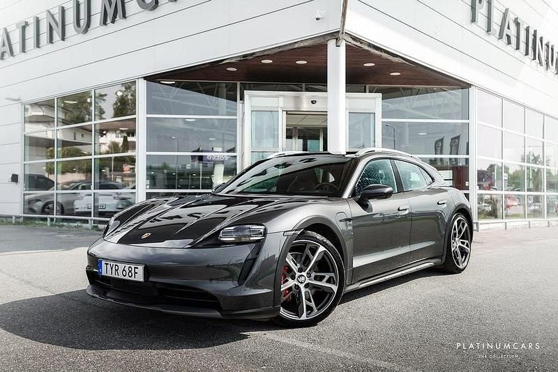 Mörkgrå Begagnad 2021 Porsche Taycan 4S Cross Turismo Sedan | 789 000 kr (Marknadspris) - Bild 1/4