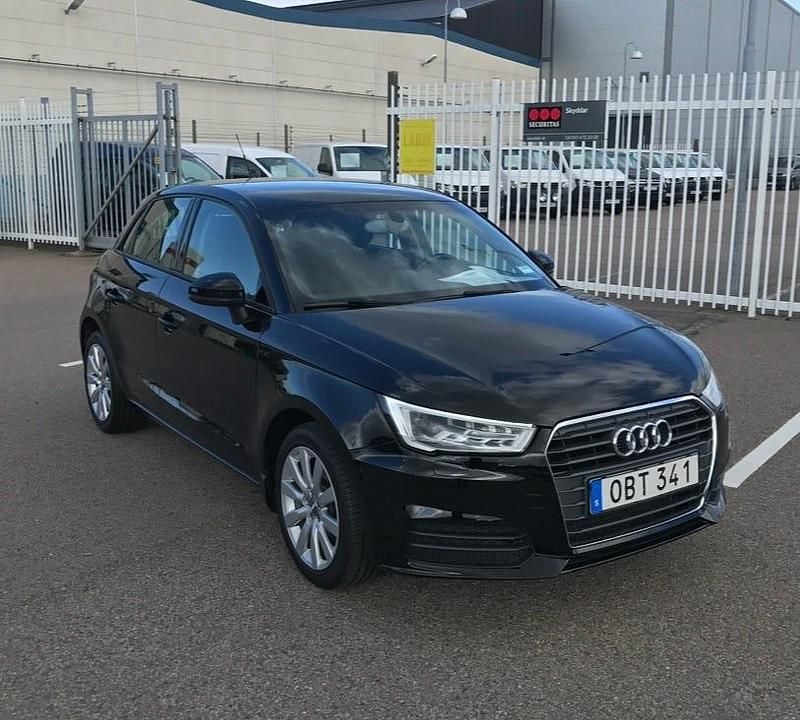 Begagnad 2016 Audi A1 Sportback Halvkombi | 90 000 kr (Bra pris) - Bild 1/2