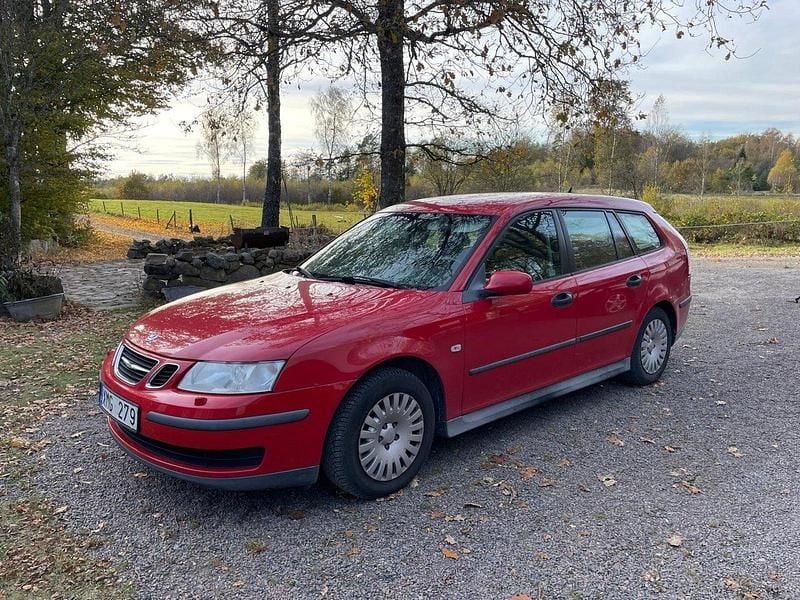 Röd Begagnad 2006 Saab 9-3 Linear Kombi | 10 000 kr (Bra pris) - Bild 1/4