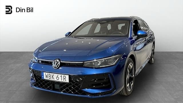 Svart Begagnad 2024 VW Passat R-line Kombi | 459 900 kr - Bild 1/4