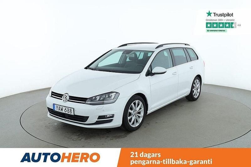 Vit Begagnad 2015 VW Golf VII Kombi | 187 000 kr (Marknadspris) - Bild 1/4