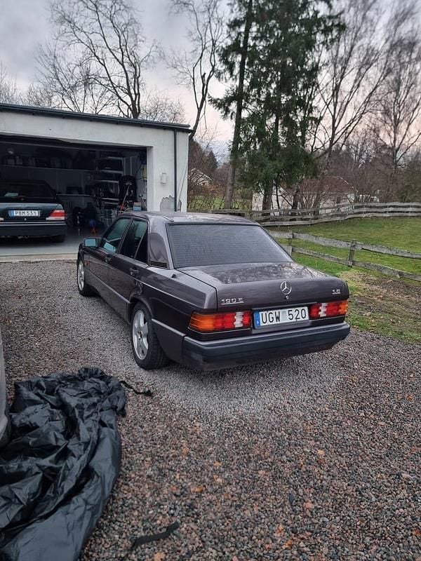Begagnad Mercedes 190 109 HK (80 kW) 1991 Sedan