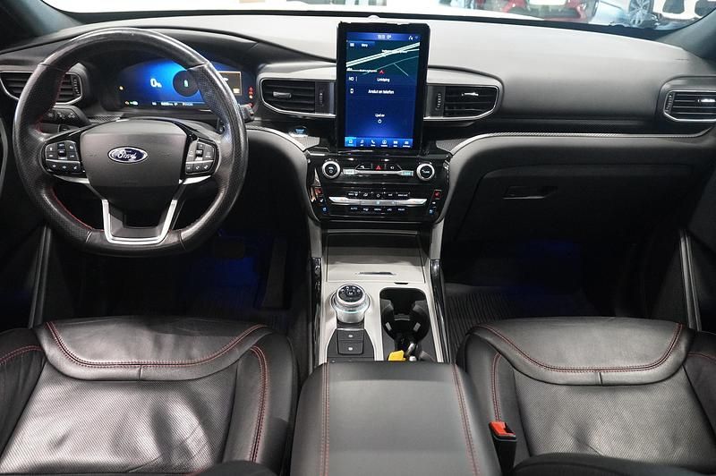 Begagnad Ford Explorer ST-Line 363 HK (266 kW) 2022 Vit SUV