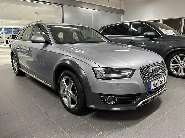 Florettsilver metallic Begagnad 2014 Audi A4 Allroad Kombi | 129 800 kr (Marknadspris) - Bild 1/4