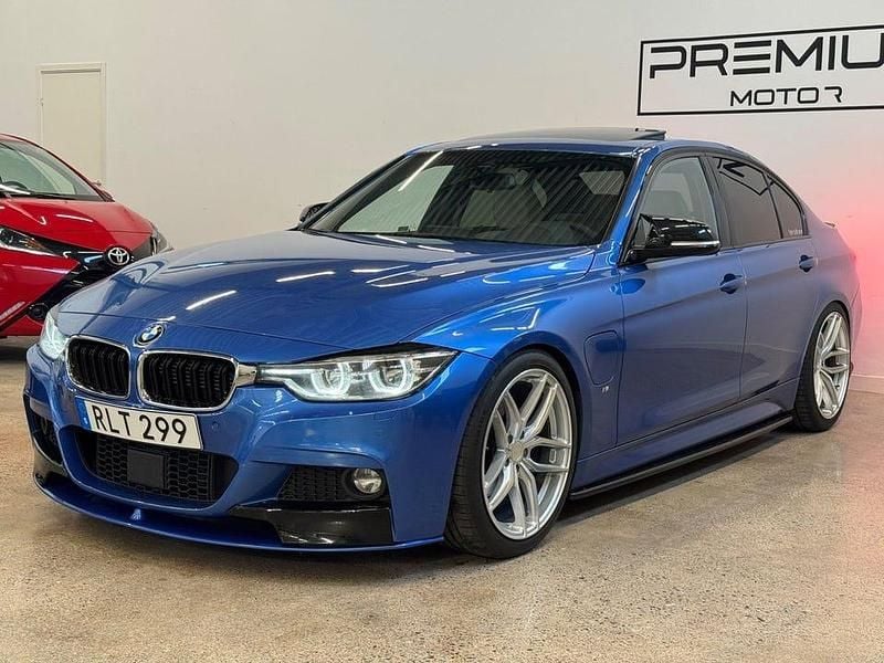 Begagnad BMW 330 M Sport 252 HK (185 kW) 2017 Blå Sedan