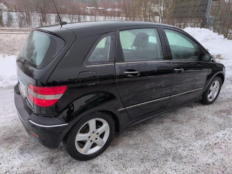 Begagnad Mercedes B170 116 HK (85 kW) 2008 Minibuss