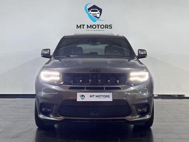 Gray Begagnad 2018 Jeep Grand Cherokee SUV | 339 000 kr (Marknadspris) - Bild 1/4