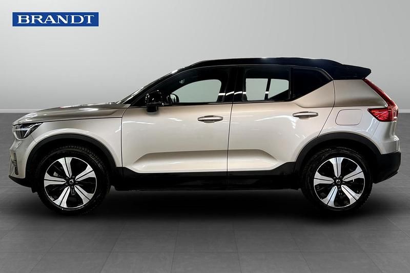 Begagnad Volvo XC40 Single Motor 175 kW (238 HK) 2023 Grå SUV