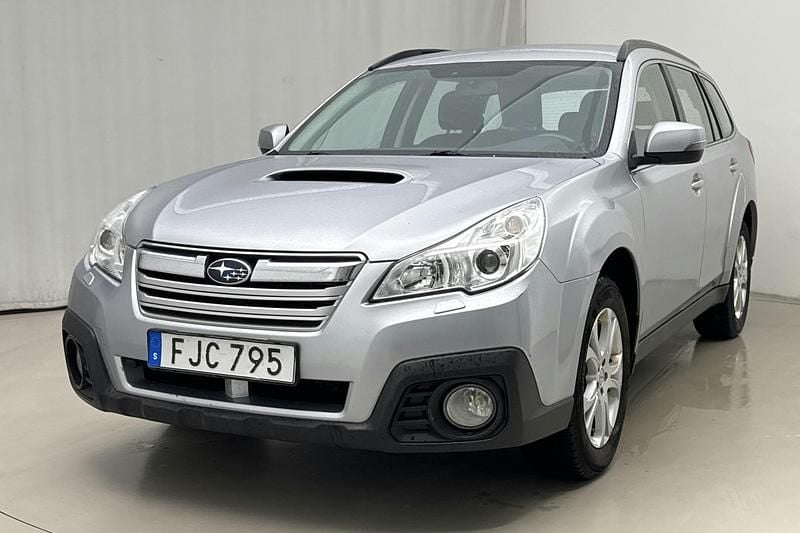 Silver Begagnad 2014 Subaru Outback SUV | 62 000 kr (Superpris) - Bild 1/4