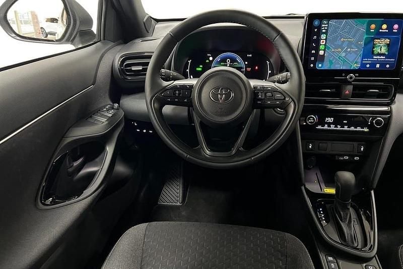 Ny Toyota Yaris Hybrid Active 117 HK (86 kW) 2025 Vit
