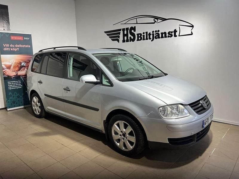 Silver Begagnad 2004 VW Touran Minibuss | 24 900 kr (Marknadspris) - Bild 1/4