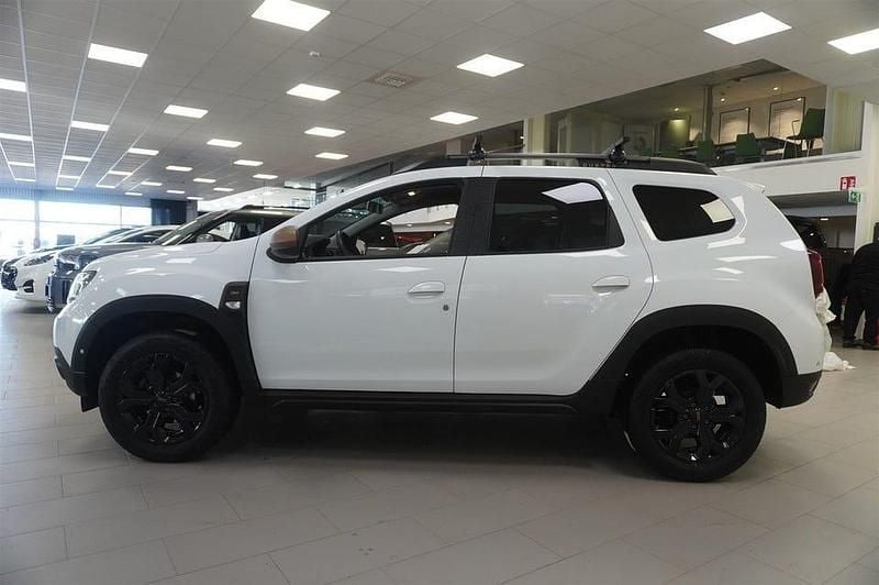 Begagnad Dacia Duster 150 HK (110 kW) 2023 Vit SUV
