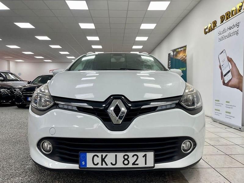 Begagnad Renault Clio IV 90 HK (66 kW) 2014 Vit Kombi