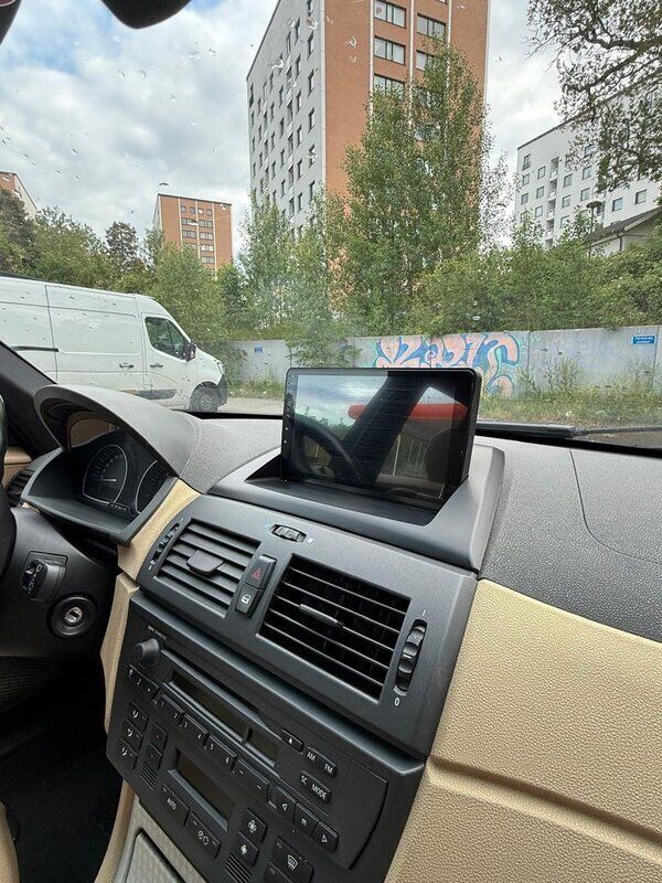 Blå Begagnad 2005 BMW X3 Sport Line SUV | 60 000 kr (Marknadspris) - Bild 1/4