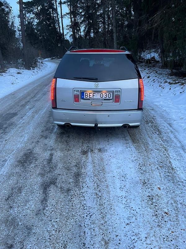 Begagnad Cadillac SRX 258 HK (189 kW) 2008 SUV