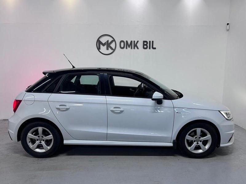 Begagnad Audi A1 Sportback 95 HK (69 kW) 2016 Vit Halvkombi