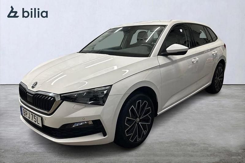 Begagnad Skoda Scala Style 112 HK (82 kW) 2022 Vit Halvkombi
