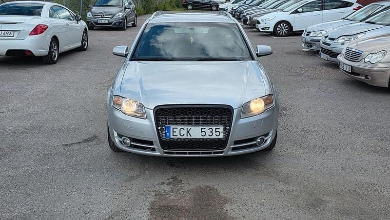 Silver Begagnad 2006 Audi A4 Comfort Kombi | 21 900 kr (Marknadspris) - Bild 1/4