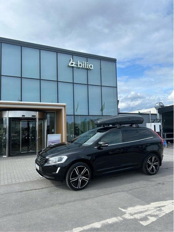Svart Begagnad 2017 Volvo XC60 SUV | 185 000 kr (Marknadspris) - Bild 1/4