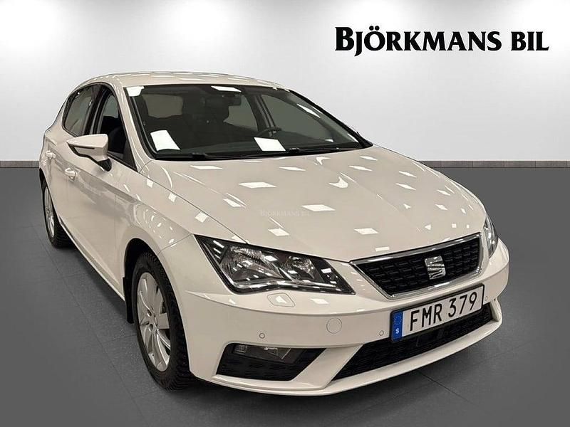 Begagnad Seat Leon 110 HK (80 kW) 2018 Vit Halvkombi