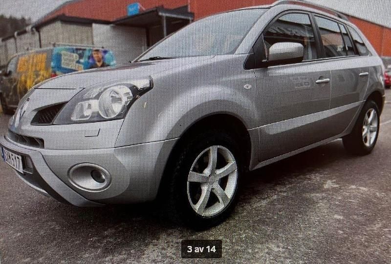 Ljusgrå Begagnad 2008 Renault Koleos SUV | 48 000 kr (Marknadspris) - Bild 1/1