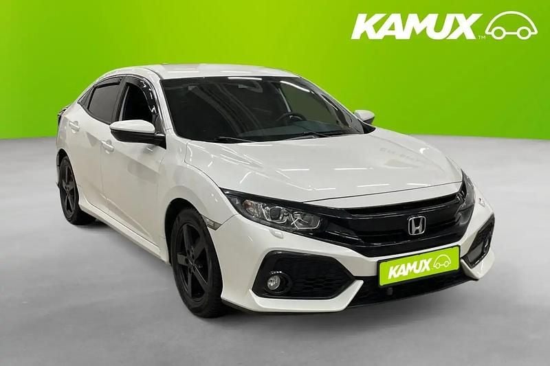 Vit Begagnad 2017 Honda Civic Elegance Halvkombi | 169 800 kr (Marknadspris) - Bild 1/4