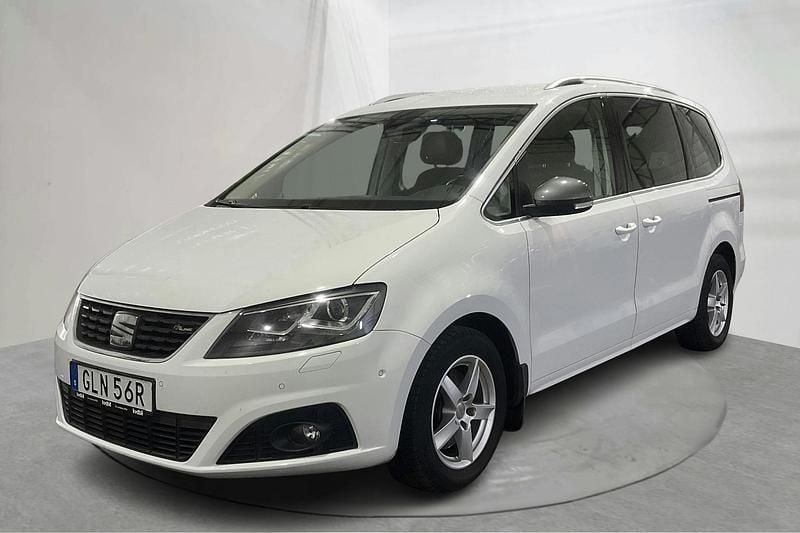 Vit Begagnad 2020 Seat Alhambra FR-Line Minibuss | 314 800 kr (Lite dyr) - Bild 1/4