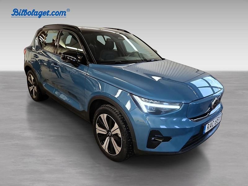 Begagnad Volvo XC40 Single Motor 185 kW (252 HK) 2023 Blå SUV