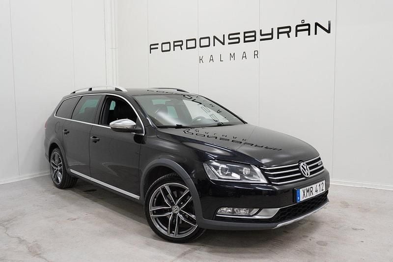 Svart Begagnad 2015 VW Passat Alltrack Kombi | 124 900 kr (Superpris) - Bild 1/4