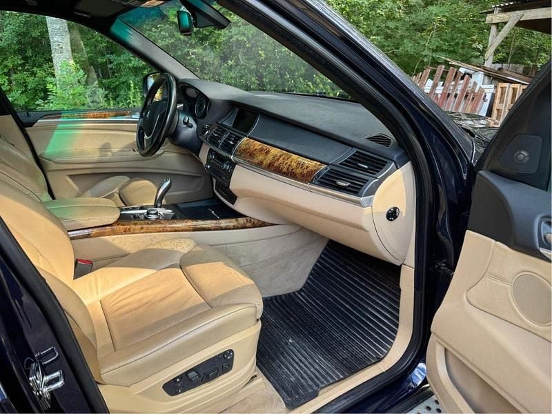 Blå Begagnad 2009 BMW X5 Sport Line SUV | 78 000 kr (Bra pris) - Bild 1/4