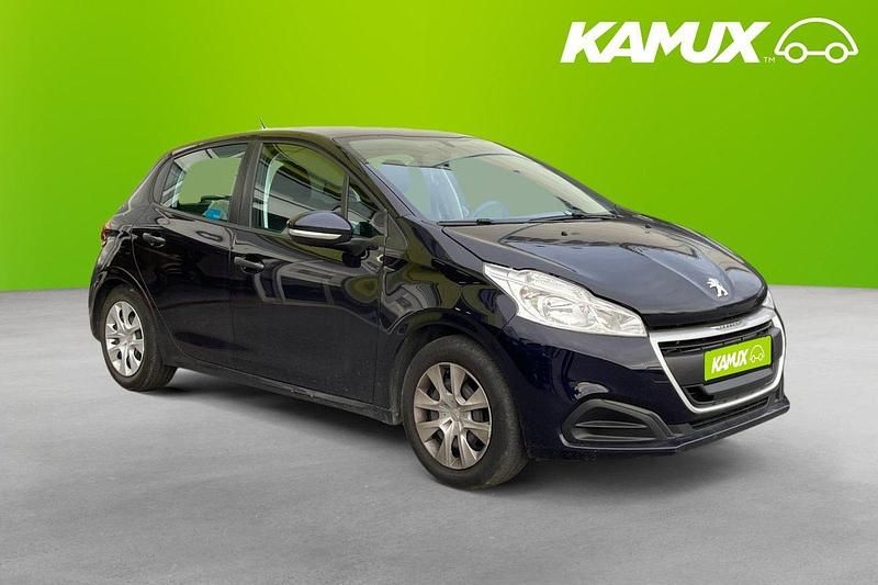 Blå Begagnad 2015 Peugeot 208 Halvkombi | 68 700 kr (Marknadspris) - Bild 1/1