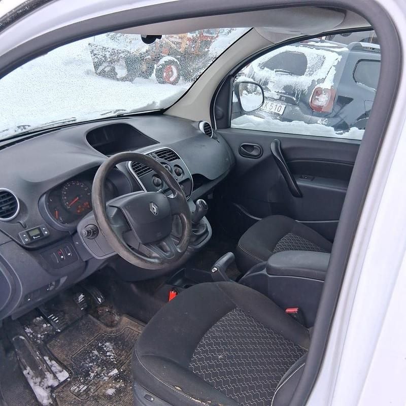 Begagnad Renault Kangoo 90 HK (66 kW) 2015 Minibuss