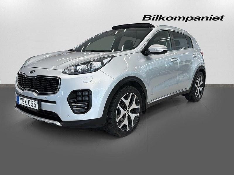 Grå Begagnad 2015 Kia Sportage GT-Line SUV | 174 900 kr (Marknadspris) - Bild 1/4