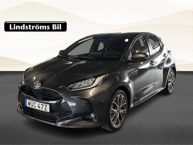 Mörkgrå Begagnad 2024 Toyota Yaris Hybrid Style Halvkombi | 299 900 kr (Marknadspris) - Bild 1/3