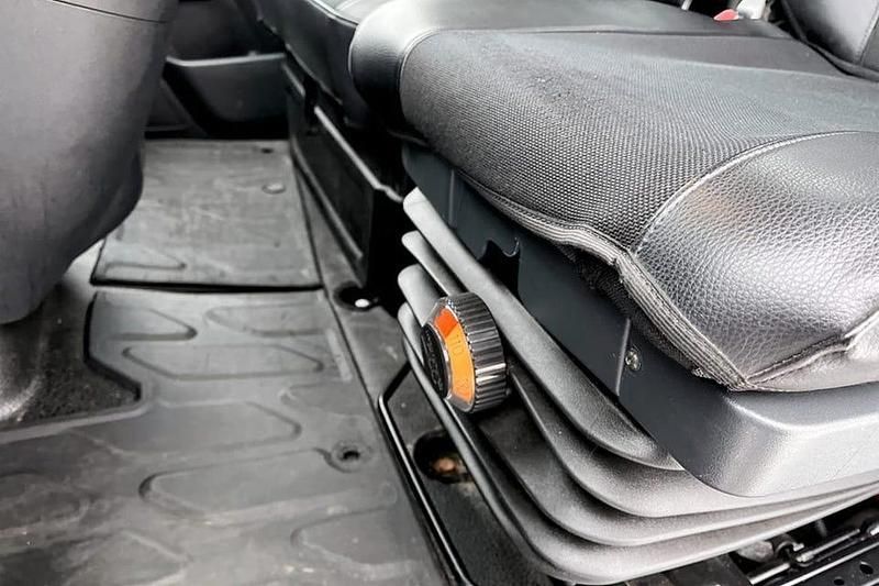 Begagnad Renault Master 171 HK (125 kW) 2019 Vit Pickup