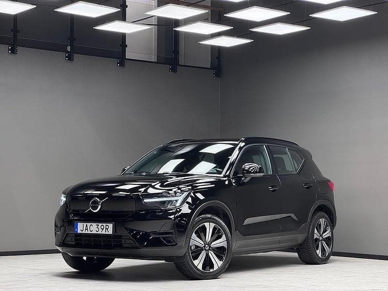 Begagnad 2023 Volvo XC40 Core SUV | 359 900 kr - Bild 1/2