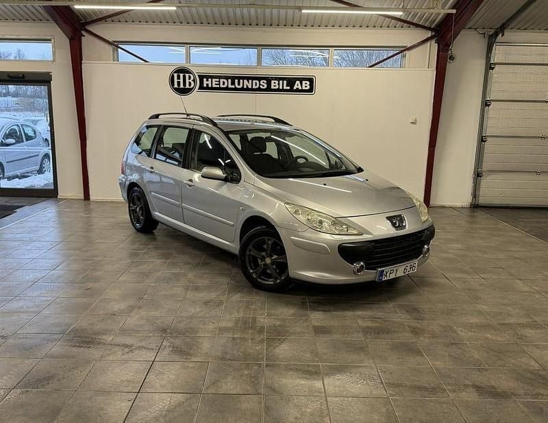 Begagnad Peugeot 307 140 HK (102 kW) 2006 Grå Kombi