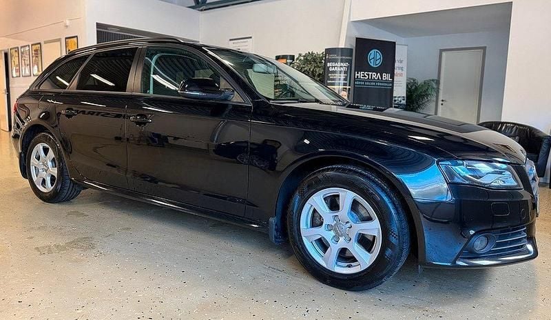 Svart Begagnad 2009 Audi A4 Kombi | 89 900 kr (Marknadspris) - Bild 1/4